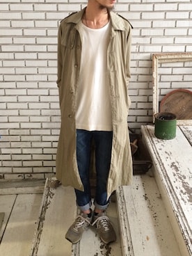 「アイテム（トレンチコート、グリーン系）」を使った、eat_cameさん（メンズ・180cm）の秋コーディネート