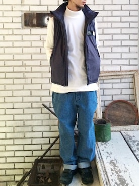 「アイテム（ダウンベスト）」を使った、eat_cameさん（メンズ・180cm）の春コーディネート