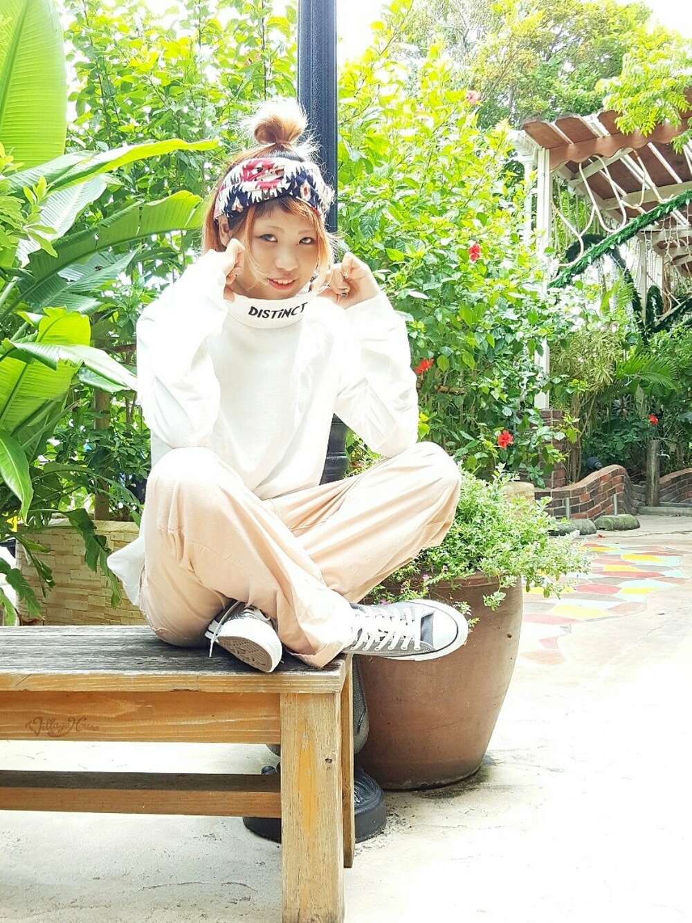 「コーデュロイ、シンプル、夏、RNA、fashion、沖縄、カジュアルコーデ、coordinate、秋、autumn」｜「RNAのE4080 ネイティブ柄ヘアバンド（ヘアバンド、ホワイト系）」を使った、halcaさん（レディース・159cm）の夏コーディネートの1枚目の写真