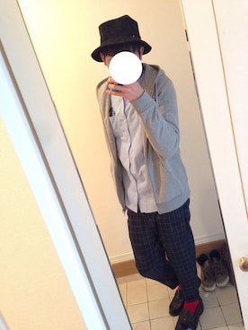 「HARE（ハレ）のウラキモウジップパーカー(HARE)（パーカー）」を使った、ヒサさん（メンズ・176cm）の春コーディネート