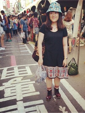 「ORIS（オリス）のアイテム（シューズ）」を使った、Siang Chiouさん（レディース・153cm）の秋コーディネート