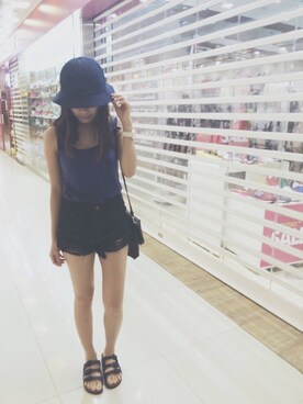 Eugenia Tjhinさんのコーディネート