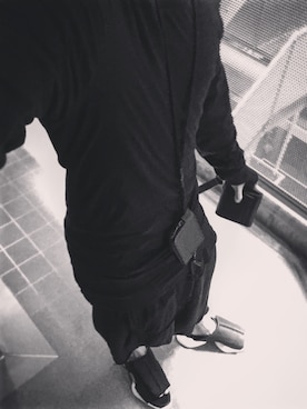 「11 by Boris Bidjan Saberi （ ボリスビジャンサベリ）のアイテム（Tシャツ/カットソー）」を使った、けろさん（メンズ・165cm）の春コーディネート
