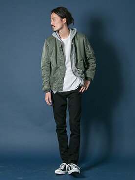 「URBAN RESEARCH（アーバンリサーチ）のアイテム（MA-1）」を使った、otsukiさん（メンズ・184cm）の夏コーディネート