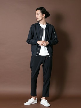 「URBAN RESEARCH（アーバンリサーチ）のアイテム（MA-1）」を使った、otsukiさん（メンズ・184cm）の夏コーディネート