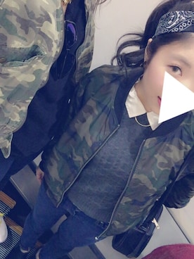 「バンダナ」｜「アイテム（MA-1）」を使った、chisato.さん（レディース・156cm）の秋コーディネート