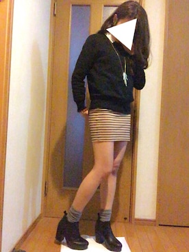 「シャツ×スウェット」｜「アイテム（ブーツ）」を使った、chisato.さん（レディース・156cm）の冬コーディネート