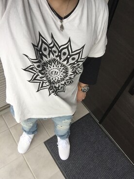 「LAXNYのアイテム（Tシャツ/カットソー、ホワイト系）」を使った、ꐕ かずひろ ꐕ さん（メンズ・170cm）の夏コーディネート