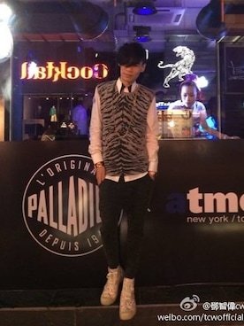 鄧智偉cwさんのコーディネート