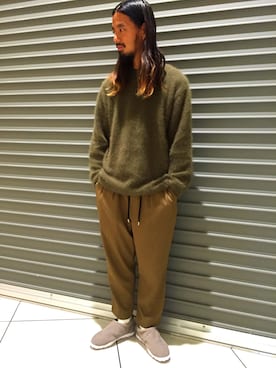 「BEAUTY&YOUTH UNITED ARROWS（ビューティーアンドユースユナイテッドアローズ）のBY ∴ へアリー フォルム セーター（ニット/セーター、グリーン系）」を使った、Tomoyoshi Tsuchiyaさん（メンズ・175cm）の秋コーディネート