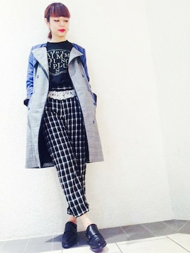 「襟付きトップス」｜「アイテム（トレンチコート）」を使った、okanoさん（レディース・165cm）の秋コーディネート