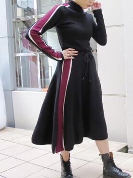 「ラインニット」｜「アイテム（ワンピース/ドレス）」を使った、PAMEO POSEさん（レディース・165cm）の冬コーディネート