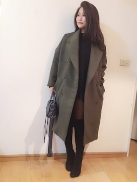 「STUART WEITZMAN（スチュアートワイツマン）のアイテム（ブーティ）」を使った、Soniaさん（レディース・155cm）の冬コーディネート