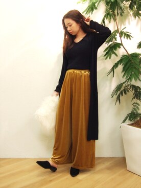 「ベロア」｜「アイテム（アンサンブル）」を使った、MiZUKiさん（レディース・156cm）の秋コーディネート