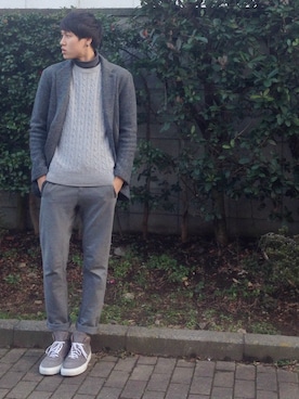 「BLUE WORK（ブルーワーク）のアイテム（パンツ）」を使った、たかひろさん（メンズ・180cm・20代）の冬コーディネート