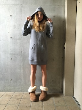 土屋アンナさんのコーディネート