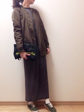 「アイテム（その他、グリーン系）」を使った、ikuさん（レディース・161cm）の冬コーディネート