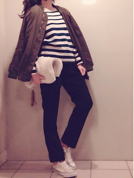 「アイテム（クラッチバッグ）」を使った、ikuさん（レディース・161cm）の冬コーディネート