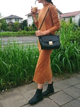 「アイテム（ブーティ）」を使った、ikuさん（レディース・161cm）の秋コーディネート