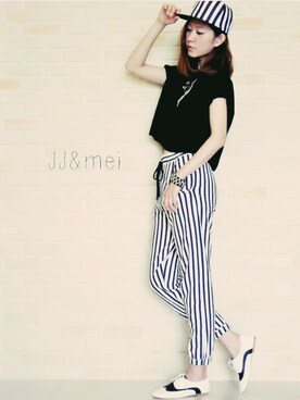 「JJ&meiのアイテム（Tシャツ/カットソー、ブラック系）」を使った、Linさん（レディース・172cm）の夏コーディネート