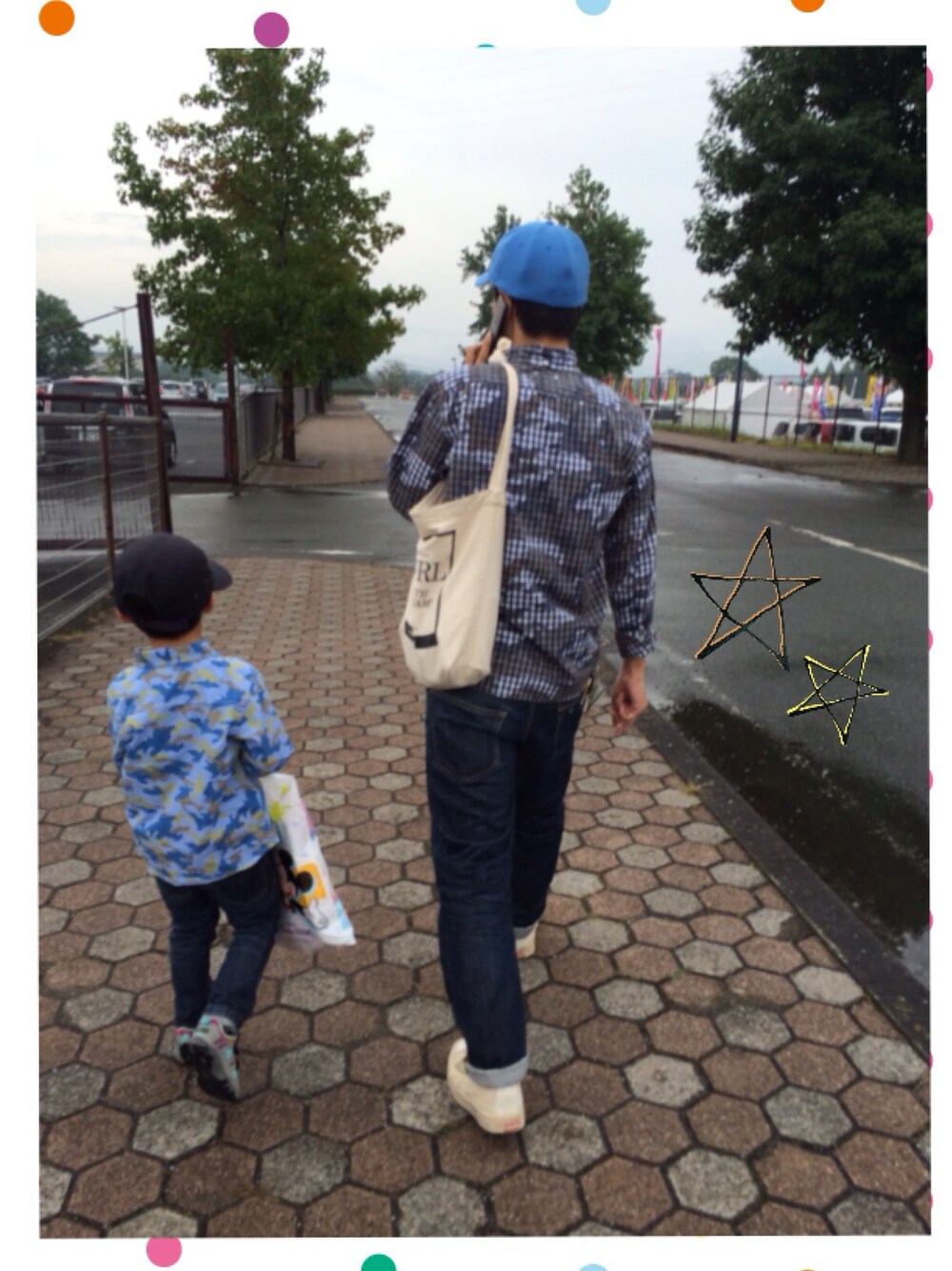 「パパとお揃い、visvim、SOPHNET.、GROBAL WORK、ジーンズ、シャツスタイル、New Balance、supreme」｜「NEW BALANCEのアイテム（スニーカー、ピンク系）」を使った、HALnon14さん（キッズ・110cm）の秋コーディネートの1枚目の写真