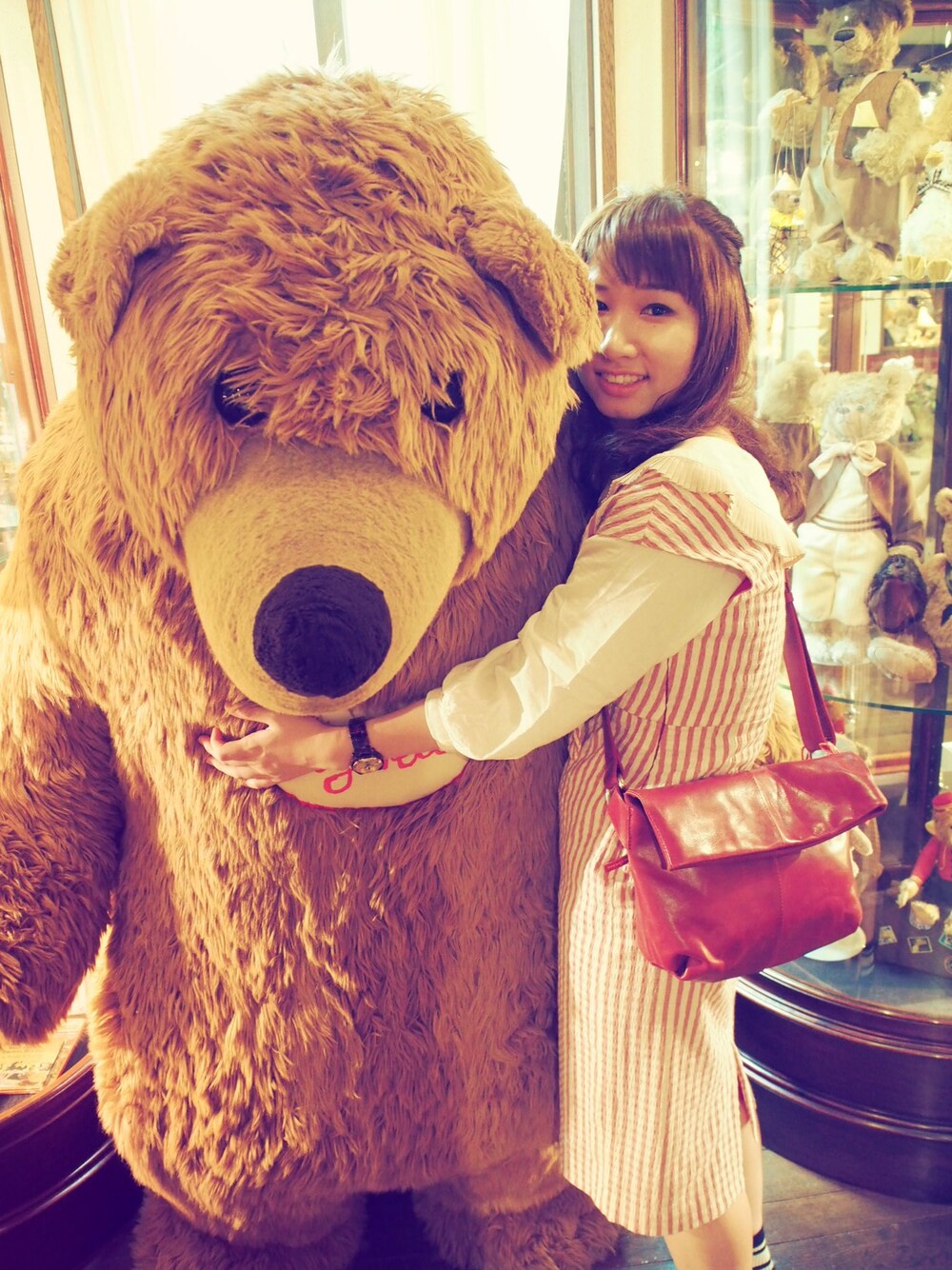 「ボーダー、赤、ガーリー」｜「SNIDELのストライプタイトワンピース（ワンピース、レッド系）」を使った、みぽにょさん（レディース・159cm）の夏コーディネートの1枚目の写真