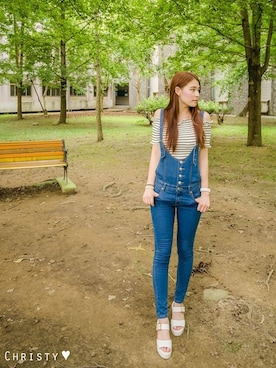 「丹寧」｜「アイテム（デニムパンツ）」を使った、Christy 心甜さん（レディース・169cm）の夏コーディネート