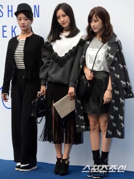 「？のアイテム（トップス、ブラック系）」を使った、623さん（レディース・155cm）の秋コーディネート