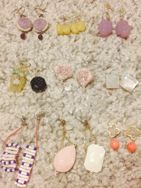 「chambre de charme（シャンブルドゥシャーム）のアイテム（ピアス（両耳用））」を使った、hrnさん（レディース・156cm）の冬コーディネート