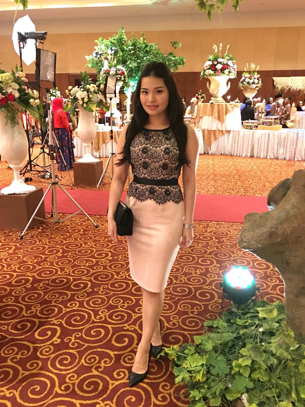 「wedding、lady」｜「TOPSHOPのアイテム（ワンピース、ピンク系）」を使った、jo_sephinefさん（レディース・156cm）の冬コーディネートの1枚目の写真