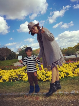 「アイテム（シャツワンピース、レッド系）」を使った、UCOCOさん（レディース・166cm）の秋コーディネート