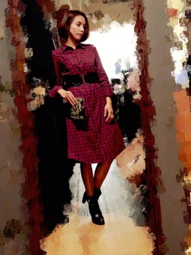 「アイテム（シャツワンピース、レッド系）」を使った、UCOCOさん（レディース・166cm）の秋コーディネート