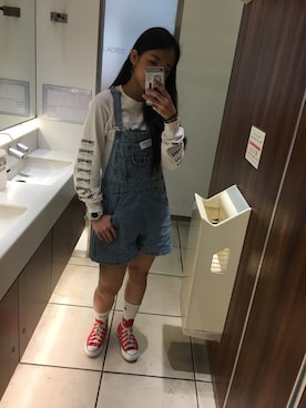 「red」｜「アイテム（つなぎ/オールインワン）」を使った、Mikuさん（レディース・154cm）の春コーディネート