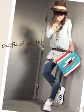 「Ungrid（アングリッド）のフレイドヘムストスリ（デニムパンツ）」を使った、cheryさん（レディース・156cm）の春コーディネート