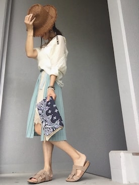 「Honeys（ハニーズ）のアイテム（クラッチバッグ）」を使った、cheryさん（レディース・156cm）の春コーディネート