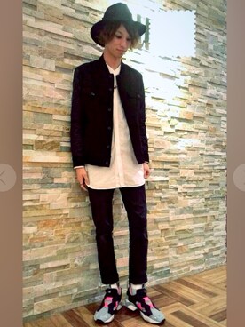 「ブラック×ホワイト」｜「アイテム（デニムジャケット）」を使った、hiroki-t7さん（メンズ・172cm）の秋コーディネート