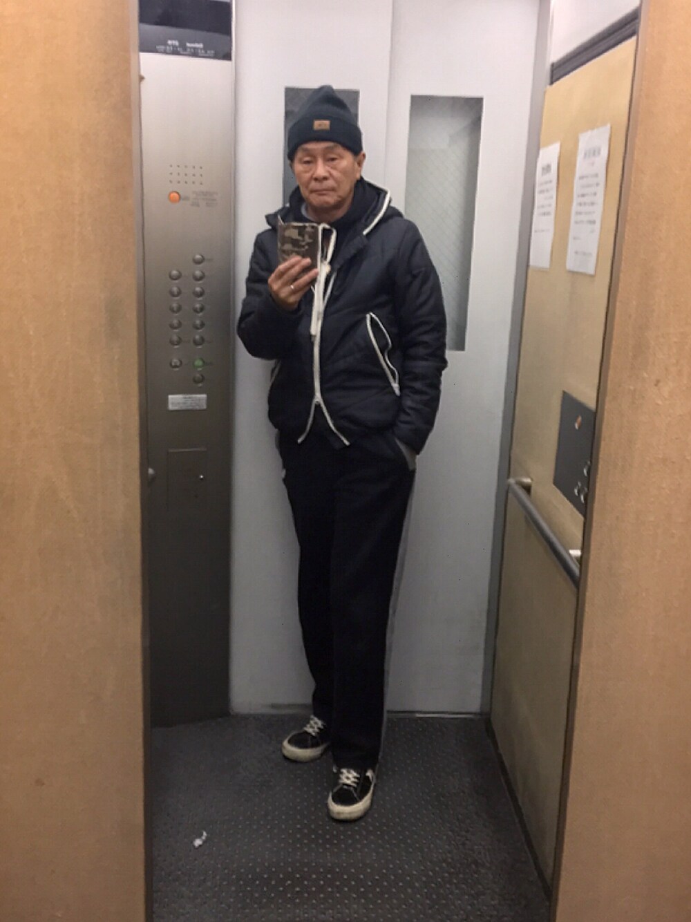 「ジャージ」｜「POLO RALPH LAURENのビッグポロジャージ（その他アウター、ブラック系）」を使った、K-Kenji⚾️さん（メンズ・174cm）の冬コーディネートの1枚目の写真