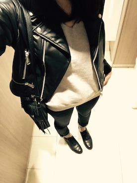 「フリンジバッグ」｜「アイテム（ライダースジャケット）」を使った、micさん（レディース・160cm）の秋コーディネート
