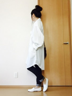 「PLAIN CLOTHING（プレーンクロージング）のアイテム（スニーカー）」を使った、micさん（レディース・162cm）の春コーディネート