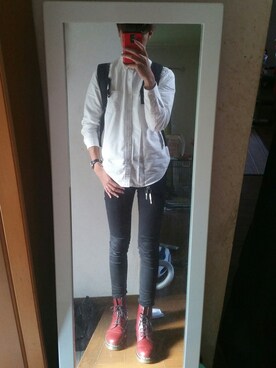 「Dr. Martens（ドクターマーチン）のDr.Martens (ドクターマーチン)/1460 8ホールブーツ（靴子、レッド系）」を使った、ショーン✂さん（メンズ・183cm）の秋コーディネート