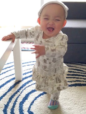 「H&M（エイチ・アンド・エム）のアイテム（チュニック）」を使った、ninavelzosaさん（キッズ・80cm）の夏コーディネート