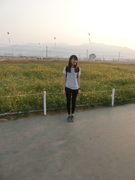 「👯のアイテム（その他パンツ、ホワイト系）」を使った、Zoey💕さん（レディース・168cm）の秋コーディネート