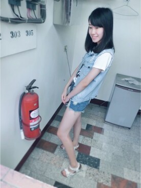 「hot」｜Zoey💕さん（レディース・168cm・10代）の春コーディネート