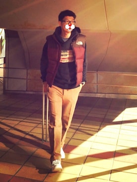 「アイテム（ダウンベスト、ブラウン系）」を使った、TONKATSUさん（メンズ・172cm）の冬コーディネート