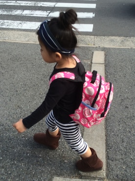 「abcd（ナシ）のアイテム（バックパック/リュック）」を使った、ウチコさん（キッズ・90cm）の冬コーディネート