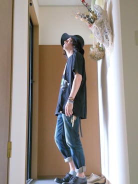 「アートTシャツ」｜「アイテム（その他シューズ）」を使った、まるちん@h.e.I.kさん（メンズ・172cm）の夏コーディネート