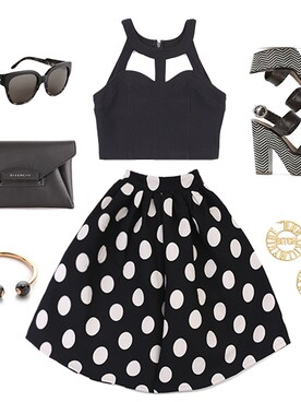 「GIVENCHY（ジバンシイ）のアイテム」を使った、BACKROOMさん（レディース・168cm）の夏コーディネート