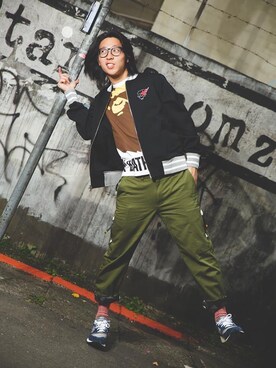 「Bape」｜「アイテム（スタジャン）」を使った、SunnySashaSunさん（メンズ・175cm）の秋コーディネート