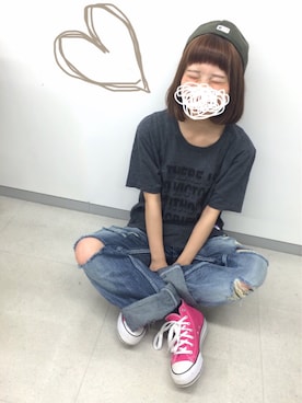 「だぼだぼ」｜「アイテム（バッジ）」を使った、EMiさん（レディース・153cm）の夏コーディネート