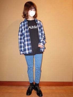 「メゾン キツネ(MAISON KITSUNE)」｜「アイテム（スラックス）」を使った、EMiさん（レディース・153cm）の春コーディネート